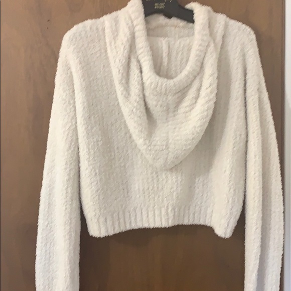 Cropped Fuzzy Hoodie - Picture 2 of 3